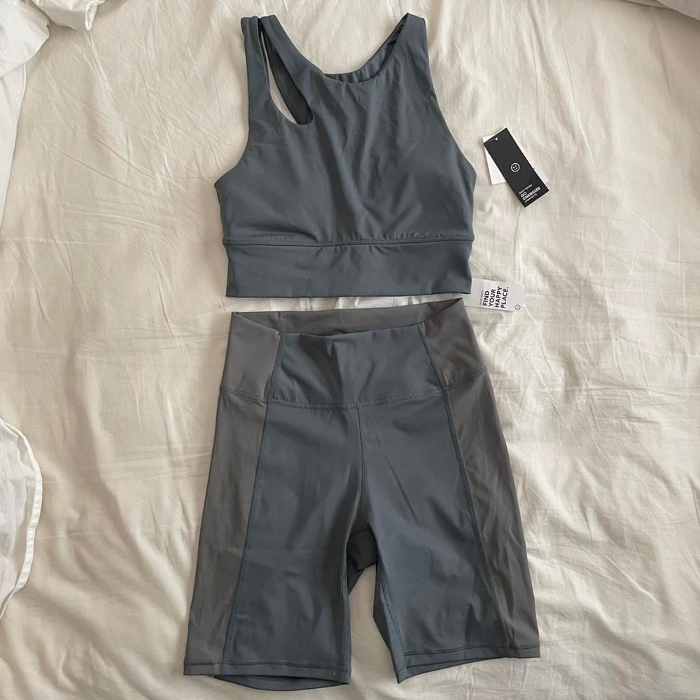 Gilly Hicks Activewear Set